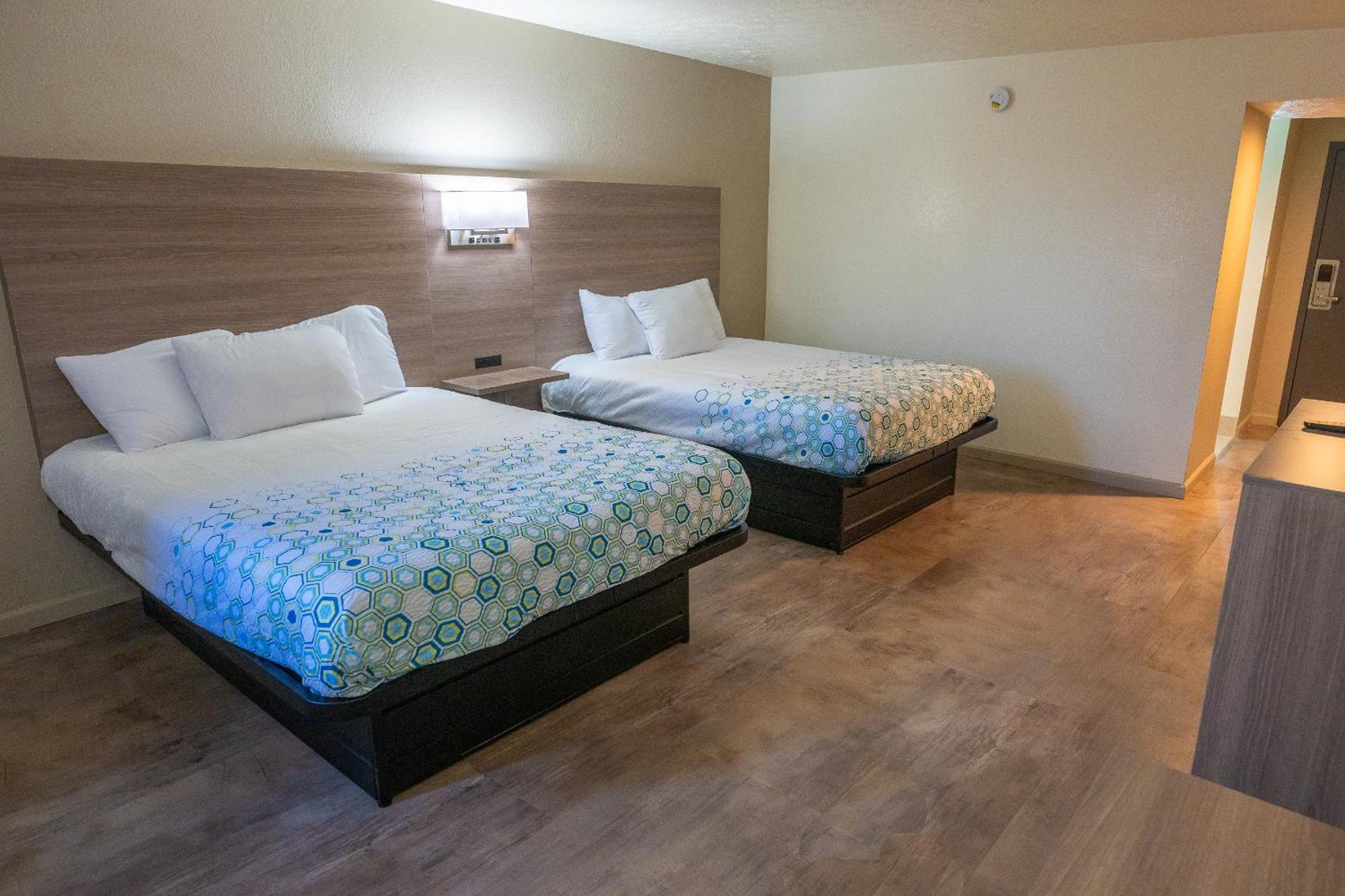Blisspoint Inn, Кокомо Экстерьер фото